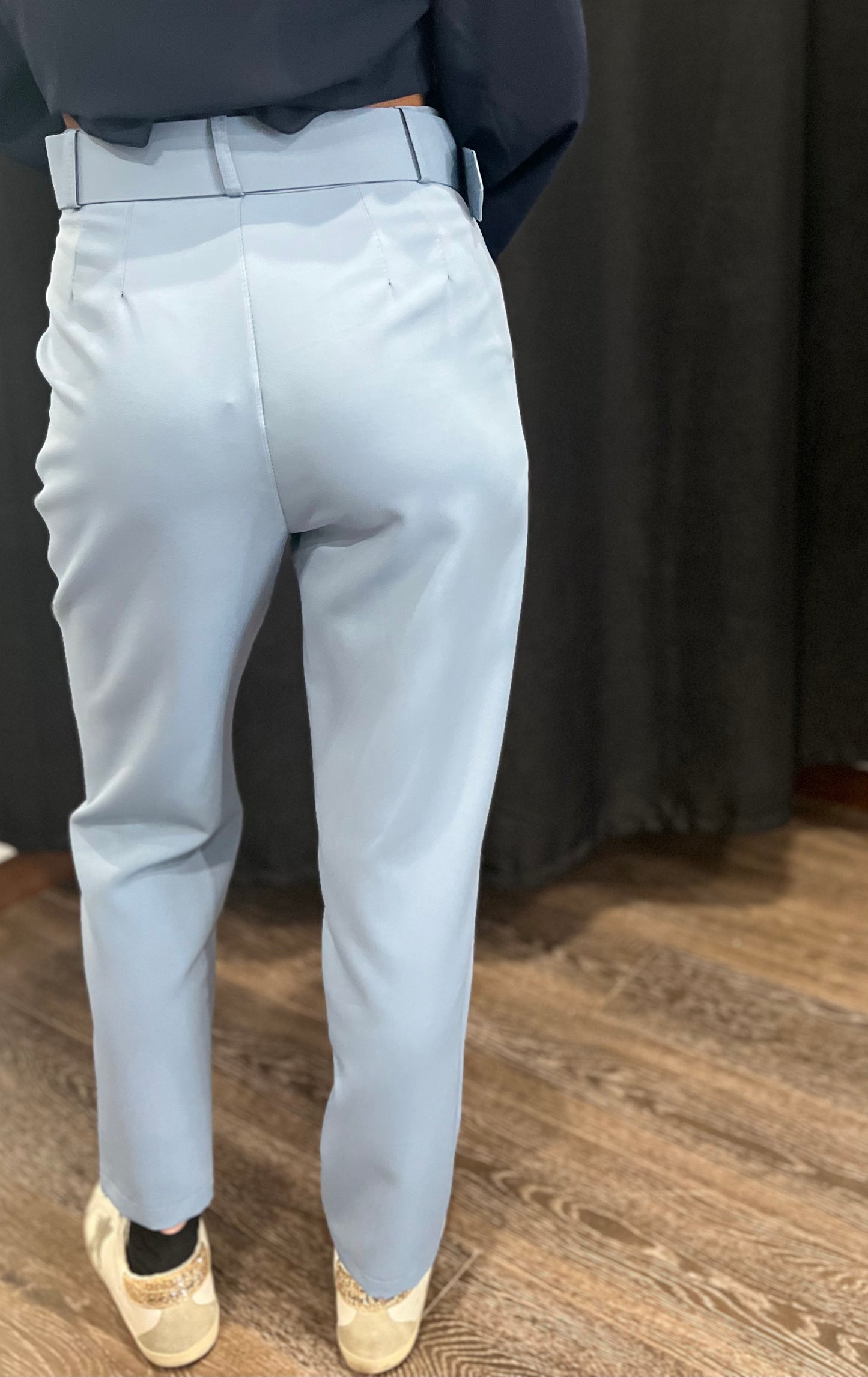 PANTALONE ELEGANTE CINTURA